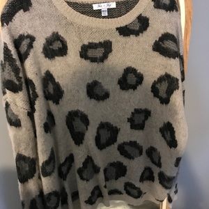 Grey Leopard Sweater One Size (like a large)